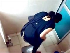 3_College_Girls_Pissin_in_Toilet_of_Famous_Mumbai_College